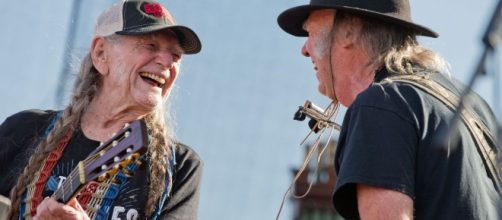Willie Nelson and Neil Young will join a reunion of familiar performers and friends at Farm Aid 2017. ... - omaha.com