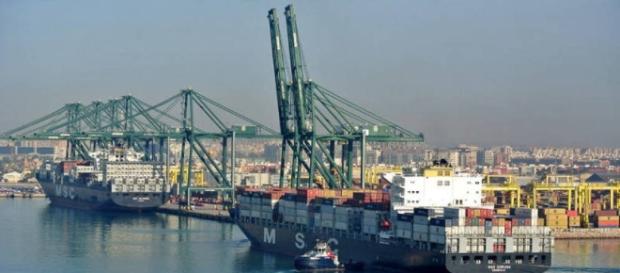 Huelga estibadores portuarios: Las balas de los estibadores ante ... - elconfidencial.com Huelga estibadores portuarios: Las balas de los estibadores ante ... - elconfidencial.com