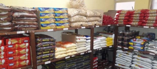 Os produtos estão sendo armazenados no depósito do bairro Quissamã Os produtos estão sendo armazenados no depósito do bairro Quissamã