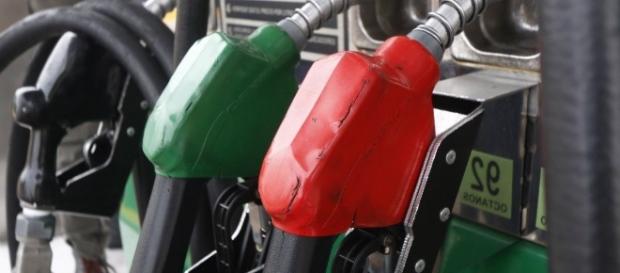 Sin cambio precio de gasolina Magna hoy; Premium y diésel suben un ... - entresemana.mx Sin cambio precio de gasolina Magna hoy; Premium y diésel suben un ... - entresemana.mx