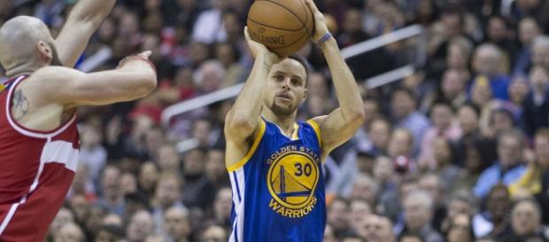 Stephen Curry - Keith Allison via Flickr (CC BY-SA 2.0) Stephen Curry - Keith Allison via Flickr (CC BY-SA 2.0)