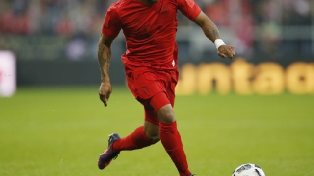 Bayern Monaco, Douglas Costa non si muove per meno di 50 milioni - calciomercato24.com