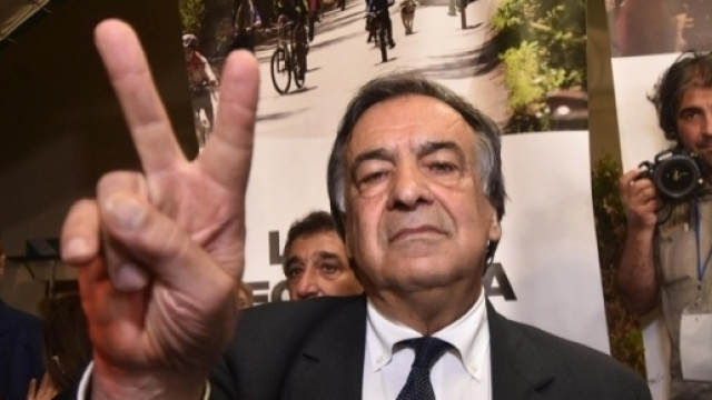 Leoluca Orlando si conferma sindaco di Palermo, sarà la sua quinta esperienza alla guida della città