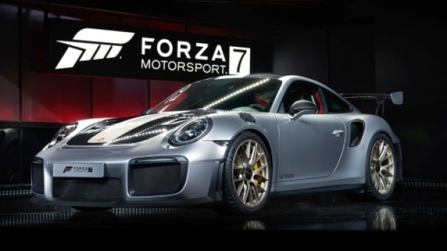 Nuova Porsche 911 GT2 RS, appuntamento al Salone di Francoforte (1/2)