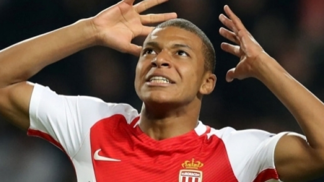 Real Madrid : Nouvelle offre folle pour Mbappé !