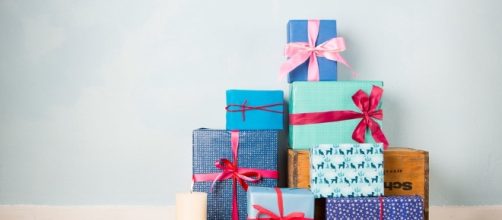 Can You Bring Wrapped Gifts Through Security? | Travel + Leisure - travelandleisure.com