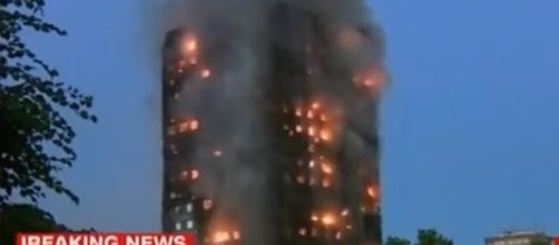 LONDON MASSIVE BUILDING FIRE/ Screencap USNews Today via Youtube