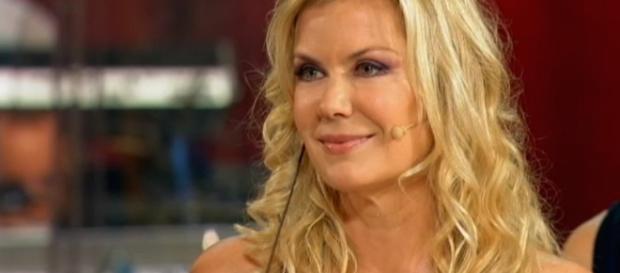 Beautiful: Brooke torna da Ridge Beautiful: Brooke torna da Ridge