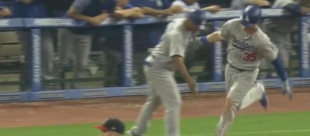 Bellinger (35) made a big game, Youtube, MLB channel https://www.youtube.com/watch?v=sUW29k-DLgA Bellinger (35) made a big game, Youtube, MLB channel https://www.youtube.com/watch?v=sUW29k-DLgA
