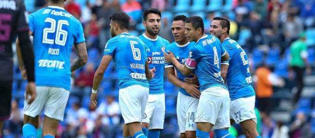 Cruz Azul quiere contar con un delantero chileno Cruz Azul quiere contar con un delantero chileno