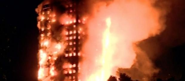 Firefighters battle massive blaze in London high-rise building ... - thestar.com Firefighters battle massive blaze in London high-rise building ... - thestar.com