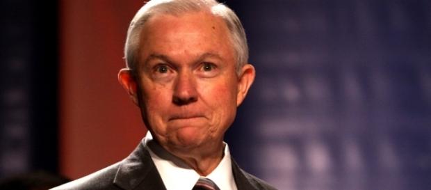 U.S. Attorney General Jeff Sessions / Photo by Gage Skidmore via Flickr:https://flic.kr/p/av3j1M | CC BY 2.0 U.S. Attorney General Jeff Sessions / Photo by Gage Skidmore via Flickr:https://flic.kr/p/av3j1M | CC BY 2.0