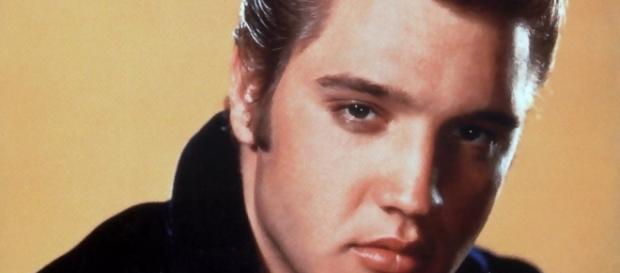 Veja as fotos da neta do cantor Elvis Presley Veja as fotos da neta do cantor Elvis Presley