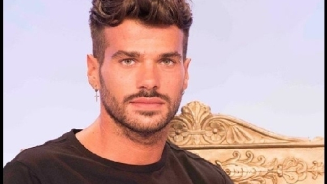 Claudio Sona fidanzato a ''Uomini e Donne'': le parole della redazione.