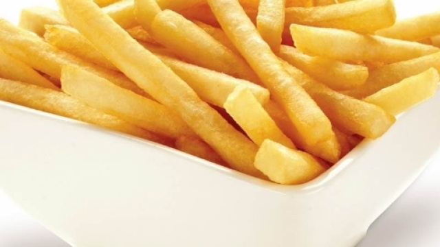Patatine fritte fanno male: troppi grassi e calorie
