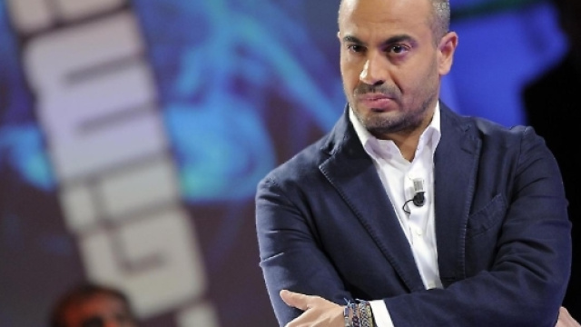 La Gabbia, ultima puntata dominata da video 'piccanti'