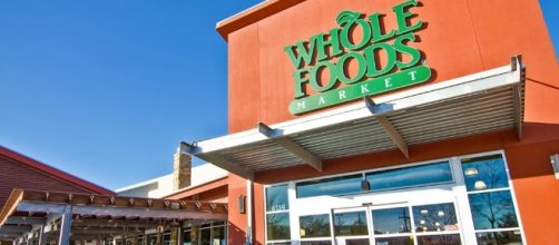 Amazon will buy the organic food retailer WholeFoods
