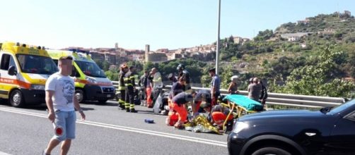 Calabria, diversi feriti in un incidente stradale. (foto di repertorio)