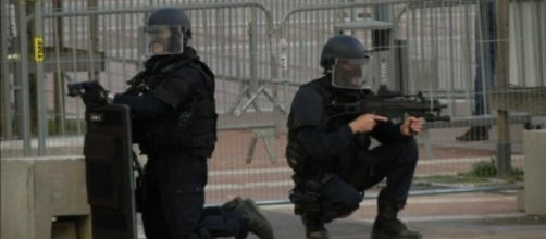 Esercitazioni anti-terrorismo a Lione.