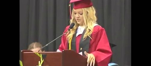 Many American high schools no longer have just 1 valedictorian. Photo via Grace Valentine, YouTube.