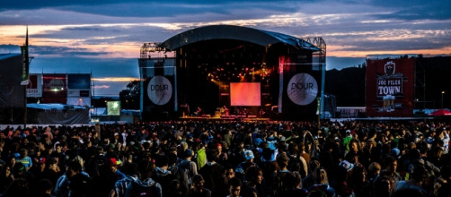 La plus grande scène de Dour : The Last Arena avec 20 000 personnes