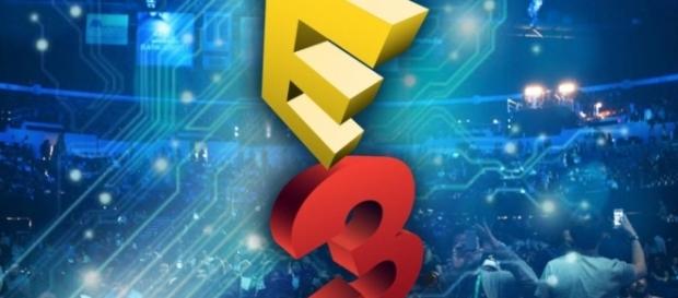 All consoles are trying out cross-platform gameplay...except Sony. / from 'GamingU App Website' - gaminguapp.com All consoles are trying out cross-platform gameplay...except Sony. / from 'GamingU App Website' - gaminguapp.com