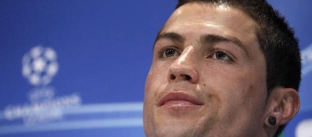 Cristiano Ronaldo está insatisfeito com acusações do Fisco espanhol Cristiano Ronaldo está insatisfeito com acusações do Fisco espanhol