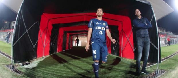 Cuéllar ficou perto de sair, mas vai ficar Cuéllar ficou perto de sair, mas vai ficar