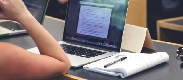 Cursos online gratuitos: veja qual deles mais interessante para você. ( Foto: Reprodução) Cursos online gratuitos: veja qual deles mais interessante para você. ( Foto: Reprodução)
