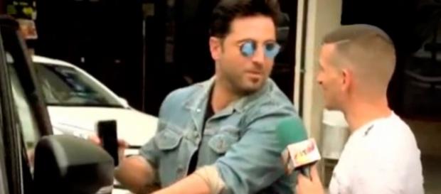 David Bustamante pierde los nervios con Sergi Ferrer. / Mediaset. David Bustamante pierde los nervios con Sergi Ferrer. / Mediaset.