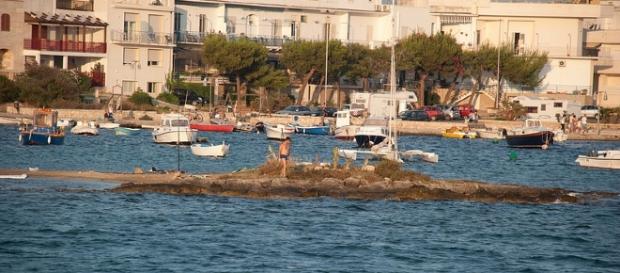 Porto Cesareo, cade sugli scogli e muore Porto Cesareo, cade sugli scogli e muore
