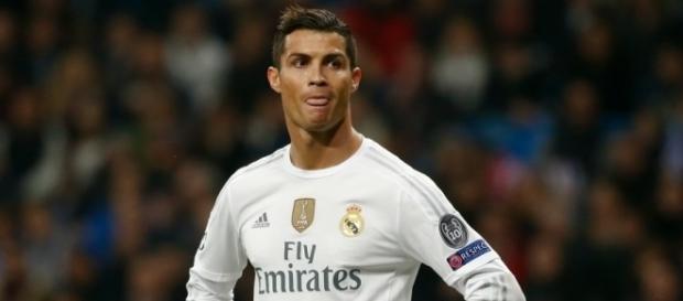 Real Madrid : CR7 veut quitter l'Espagne ! Real Madrid : CR7 veut quitter l'Espagne !