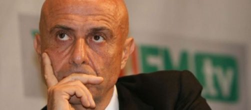 Il Ministro dell'Interno Minniti chiarisce sui migranti