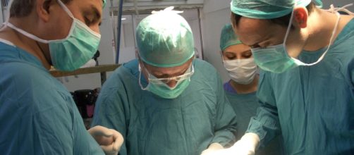 India, uomo con organi riproduttivi femminili