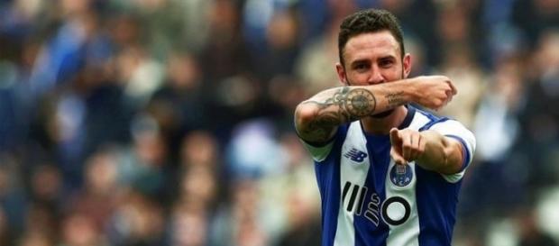 Miguel Layun, actual jugador de Sporting de Lisboa Miguel Layun, actual jugador de Sporting de Lisboa