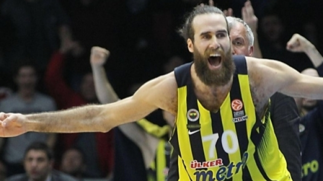 Gigi Datome, è festa turca: il suo Fenerbahce vince lo scudetto ... - sardiniapost.it