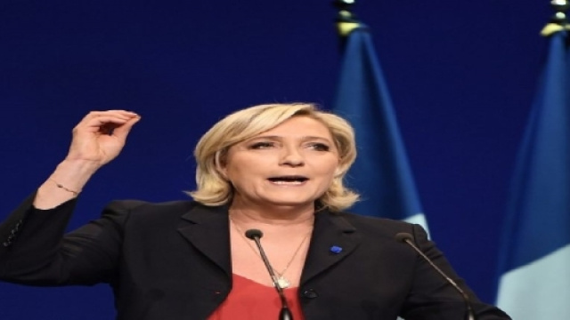 Mercredi 19 avril 2017, Marine Le Pen lors d'un meeting à Marseille pour la présidentielle