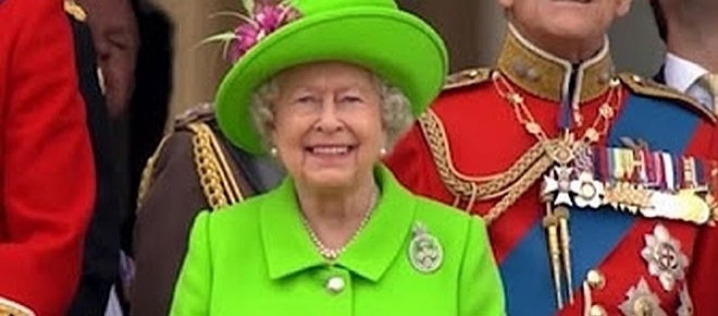 Queen Elizabeth wears bright neon colors for a good reason