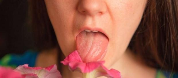 Ecosessuali, salvare il pianeta facendo l'amore con la terra Ecosessuali, salvare il pianeta facendo l'amore con la terra
