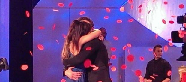 Luca Viganò si sposa con la fidanzata Luca Viganò si sposa con la fidanzata