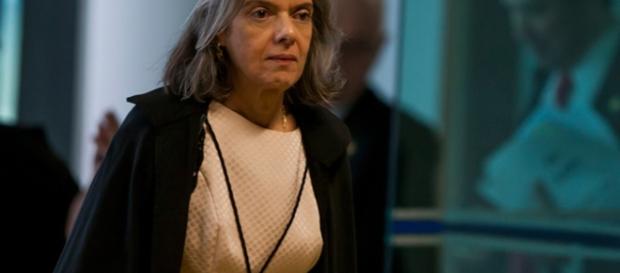 Presidente do STF Cármen Lúcia teria atuado de modo diferente em relação a dois ministros da Corte Presidente do STF Cármen Lúcia teria atuado de modo diferente em relação a dois ministros da Corte