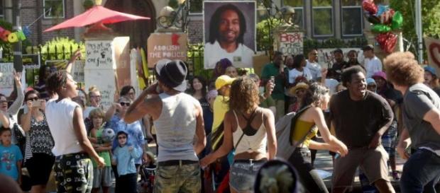 The Latest: Defense wants talk of Castile's permit omitted - San ... - mysanantonio.com The Latest: Defense wants talk of Castile's permit omitted - San ... - mysanantonio.com