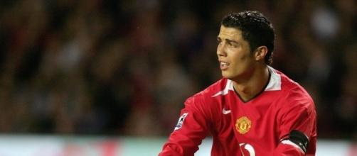 Did Cristiano Ronaldo agree to join Valencia ten years ago? - thesun.co.uk