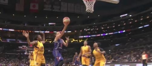 The Mercury's Diana Taurasi moved into the top spot on the WNBA's all-time scoring list on Sunday night. [Image via WNBA/YouTube]
