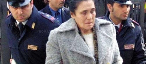 Mamma Ebe, una lunga 'carriera' da santona con 30 anni di accuse e denunce, l'ultima a 84 anni dopo una condanna definitiva. Foto TG24Sky