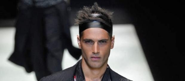 Fabio Mancini sfila in passerella per Armani Fabio Mancini sfila in passerella per Armani