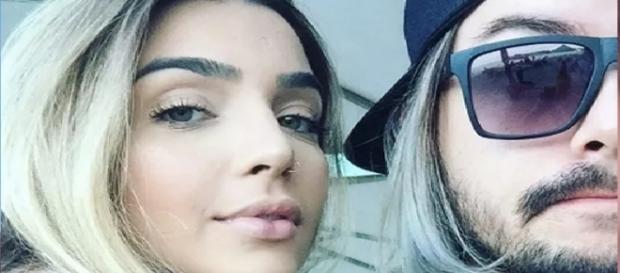 Mãe de Pe Lanza tentou agredir namorada do cantor com uma tesoura Mãe de Pe Lanza tentou agredir namorada do cantor com uma tesoura