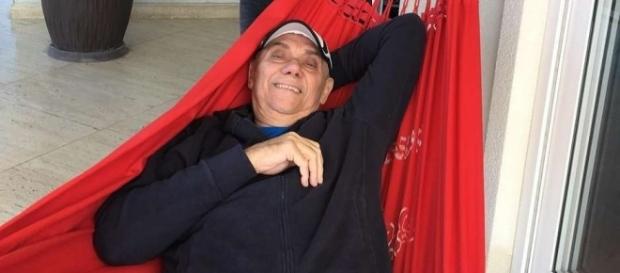 Marcelo Rezende aparece sorridente em companhia da amada (Instagram/@marcelorezende.oficial) Marcelo Rezende aparece sorridente em companhia da amada (Instagram/@marcelorezende.oficial)