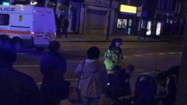 Auto contro folla a Londra, arrestato il guidatore. Torna la paura ... - ultimanotizia.net