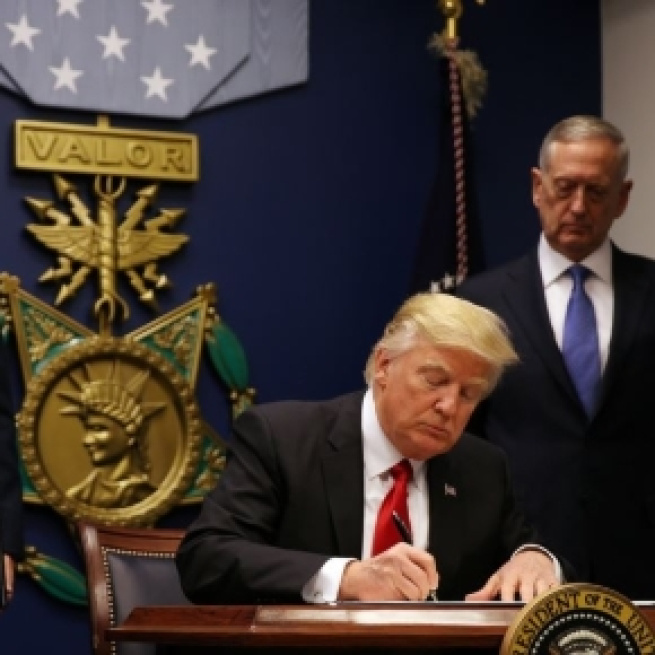 Trump Administration Asks U.S. Supreme Court To Reinstate Travel Order - rferl.org
